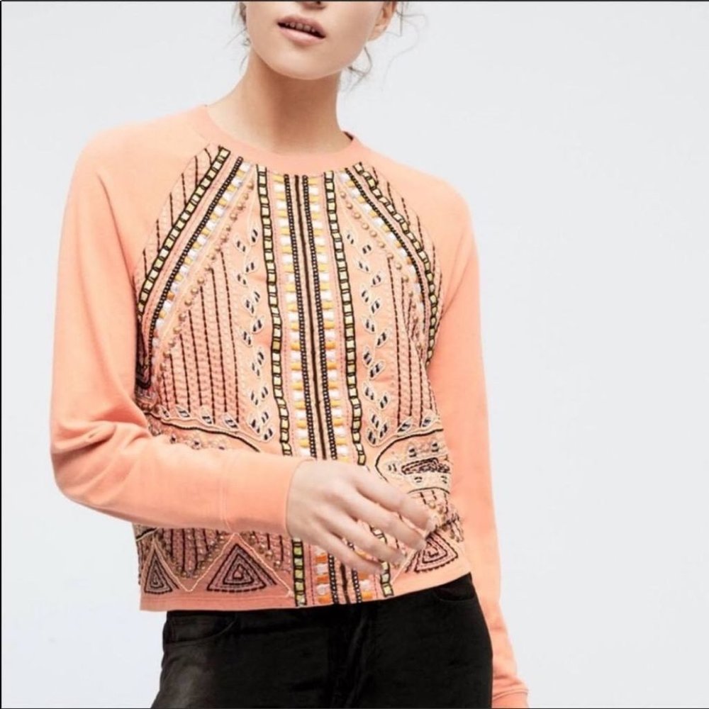 Anthropologie Akemi + Kin Beaded Rose Top Sweatshirt Sz Medium